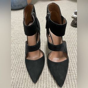 Alaia Paris Black Heels